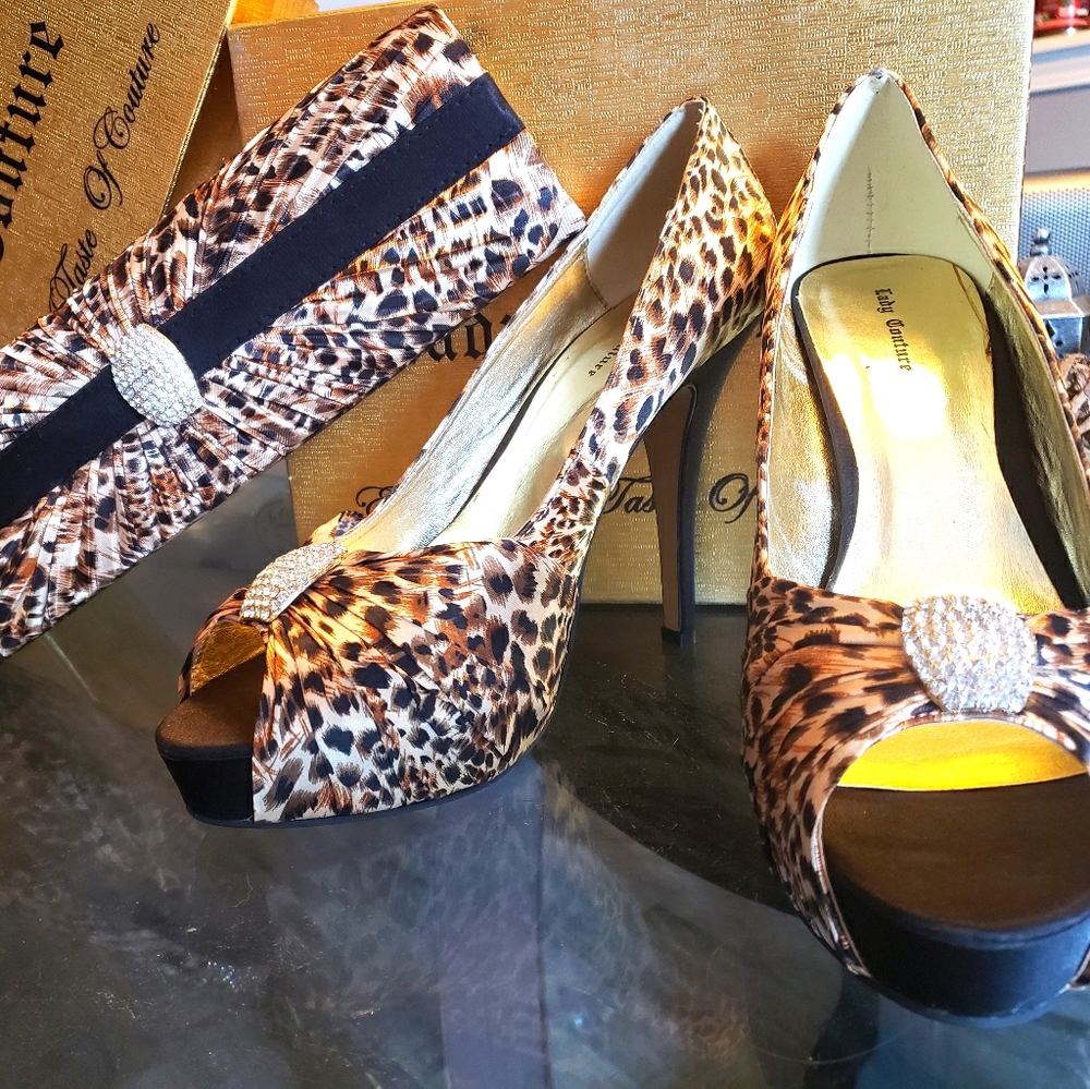 Cheetah Print heels & clutch